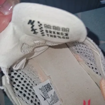 Used Nike Vaporfly bike — image 6 of 8