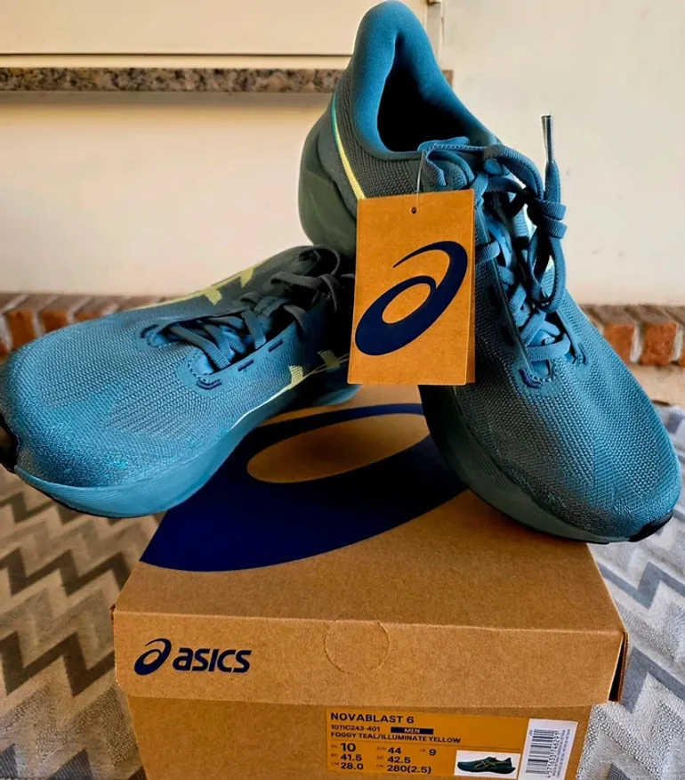 Used Asics Novablast 6 bike — image 5 of 9