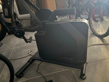 Used Van Rysel D500 Smart Trainer 2025 Cycling Accessories