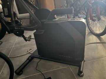 Brugt Van Rysel D500 Smart Trainer 2025 bike — billede 1 af 4
