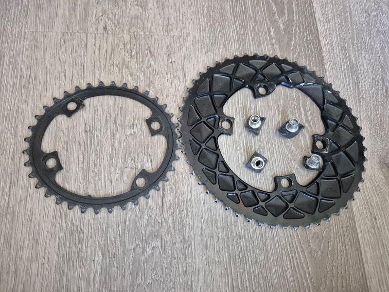 Used Absoluteblack Chainrings for Shimano cranks Drivetrain & Pedals