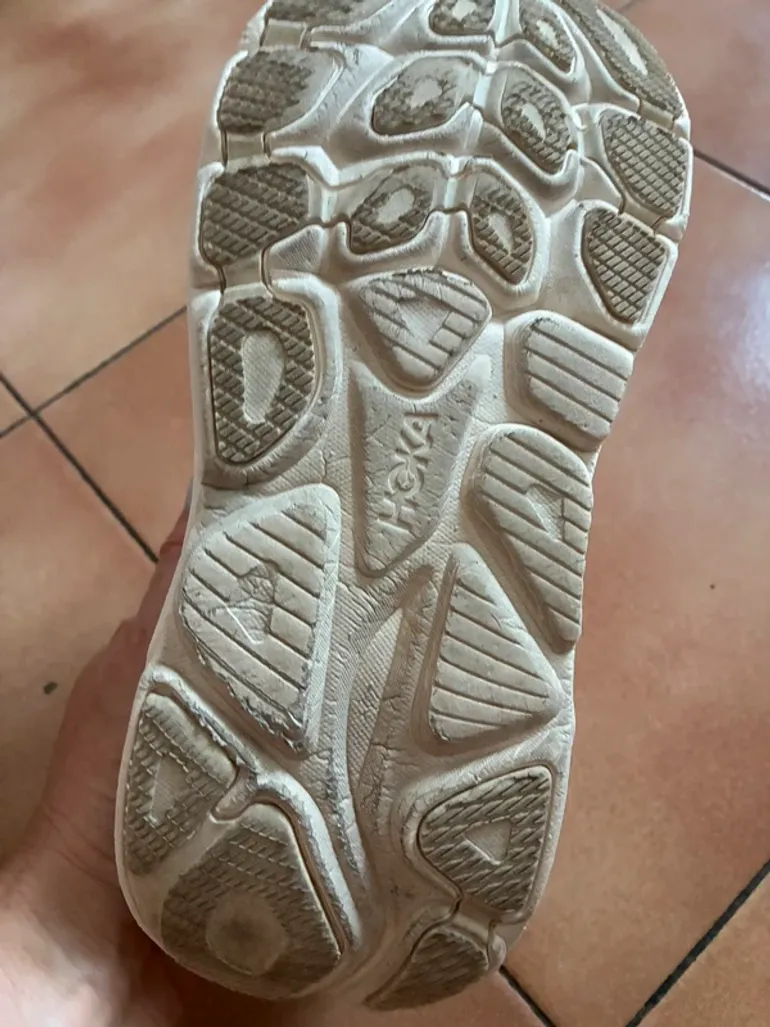 Used Hoka Shoes bike — image 4 of 9