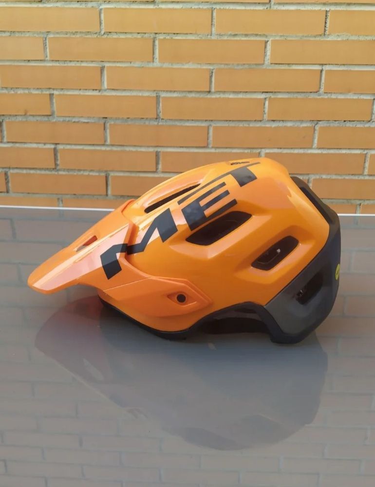 Tweedehands MET Roam Mips Helmet bike — afbeelding 11 van 20