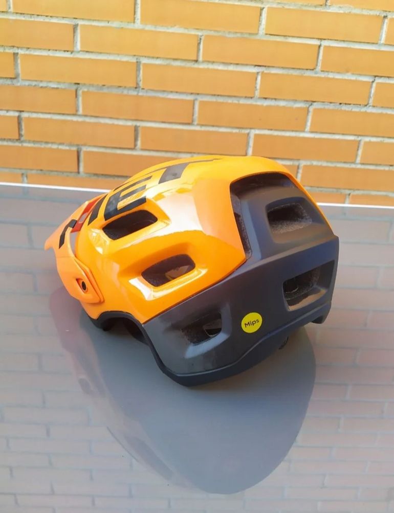 Tweedehands MET Roam Mips Helmet bike — afbeelding 14 van 20