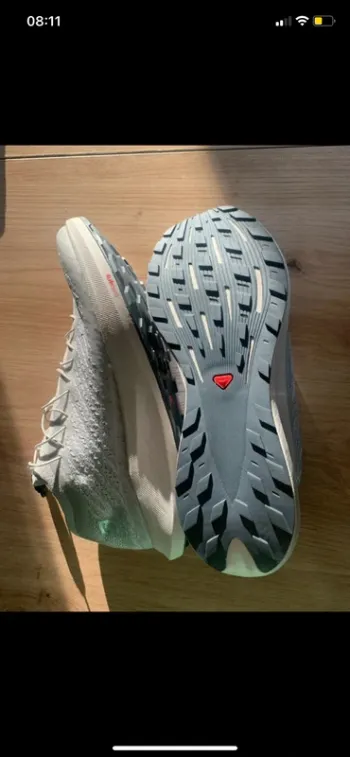 Used Salomon Slab Pulsar Running Shoes