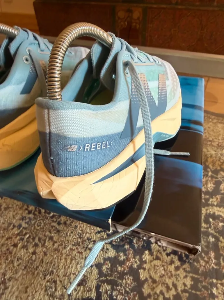Used New Balance FuelCell Rebel FantomFit bike — image 5 of 13