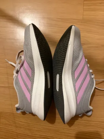 Adidas running shoes bike d'occasion — image 3 sur 4