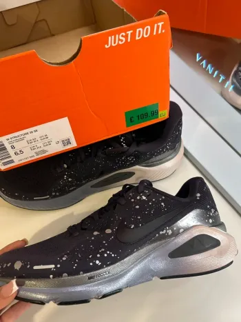 Używany 100% Nike Zapatillas Running Shoes