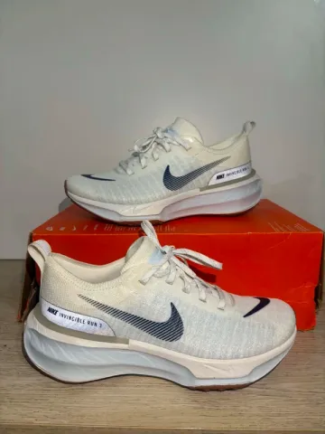 Tweedehands 100% Invincible Run FK3 Running Shoes
