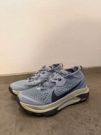 Used Nike ACG Zegama Trail Running Shoes