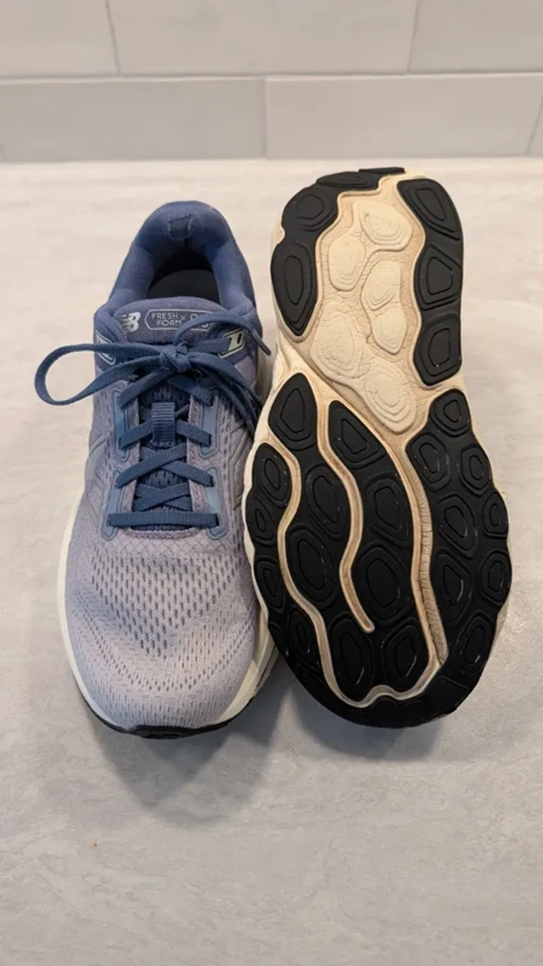 Used New Balance Fresh Foam 860 bike — image 5 of 10