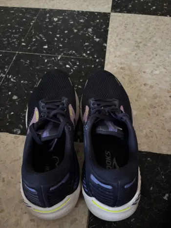 Gebrauchtes Brooks Adrenaline GTS 22 Running Shoes