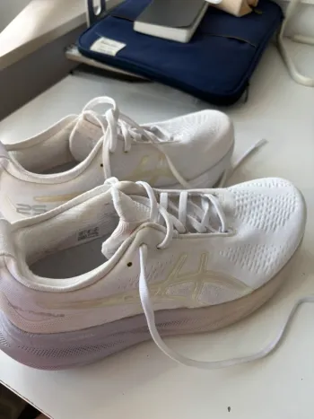 Used Asics Gel Nimbus 25 bike — image 12 of 15