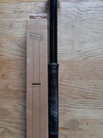 Käytetty Oneup V2 Dropper Post Saddles & Seatposts