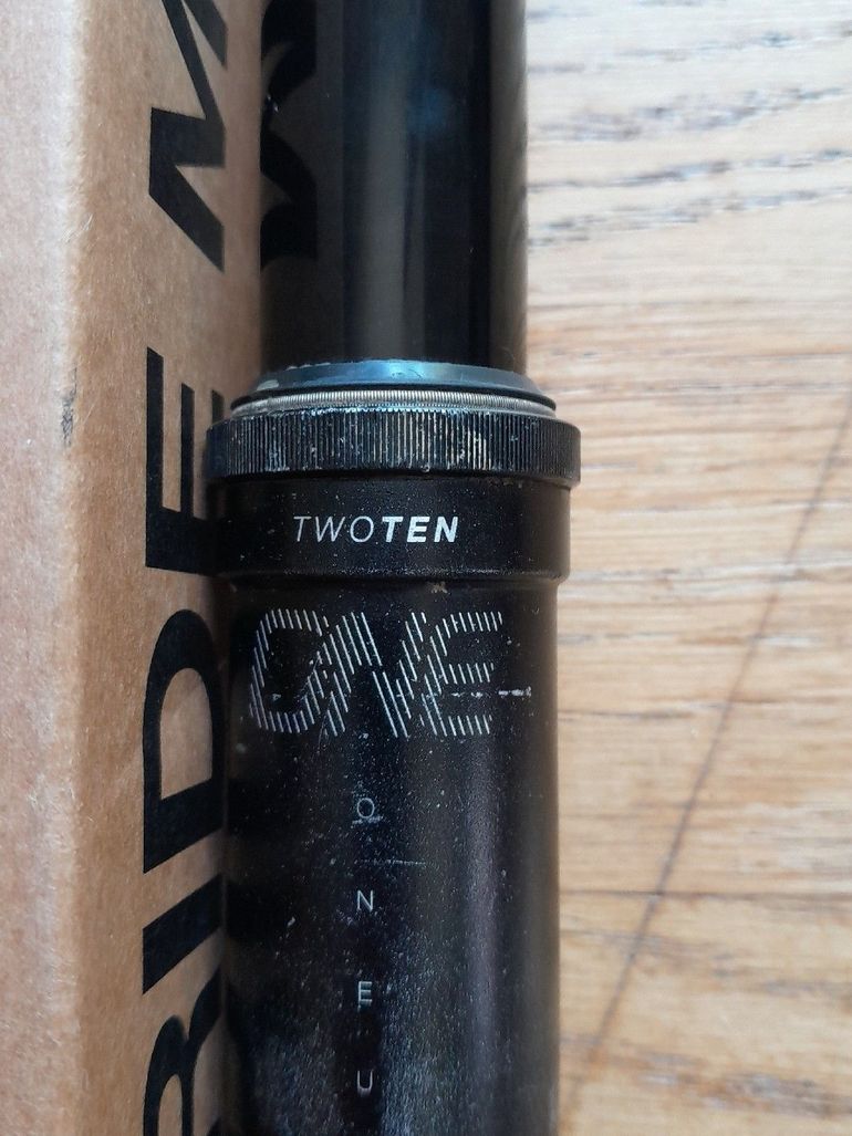 Käytetty Oneup V2 Dropper Post bike — kuva 5 / 7