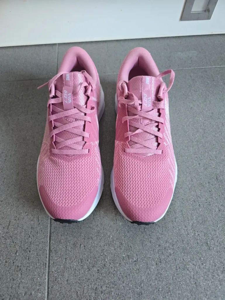 Used Nike Run DEFY bike — image 6 of 9
