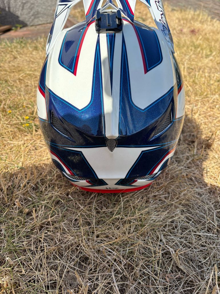 Troy Lee Designs D3 Helmet bike usato — immagine 4 di 6