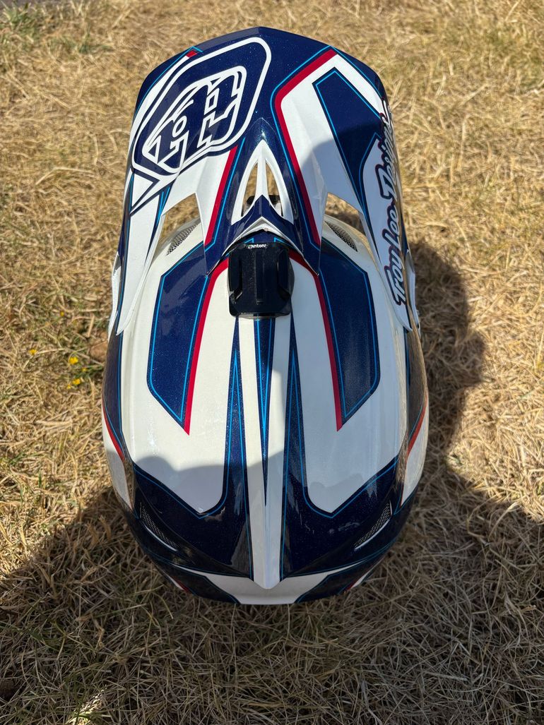 Troy Lee Designs D3 Helmet bike usato — immagine 6 di 6