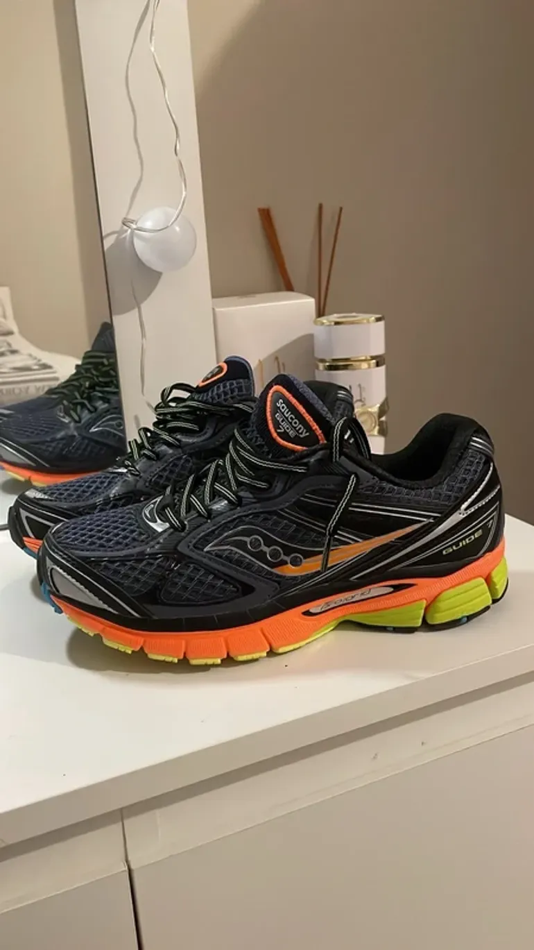 Used Saucony Guide 7 bike — image 2 of 5