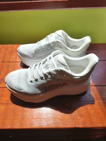 Used Hoka Bondi 9 Running Shoes