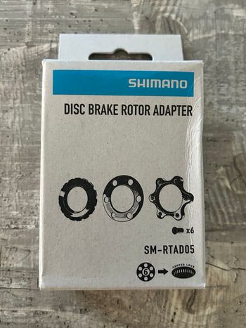 Tweedehands Shimano SM-RTAD05 Center Lock to 6-Bolt Adapter 2026 Wheels