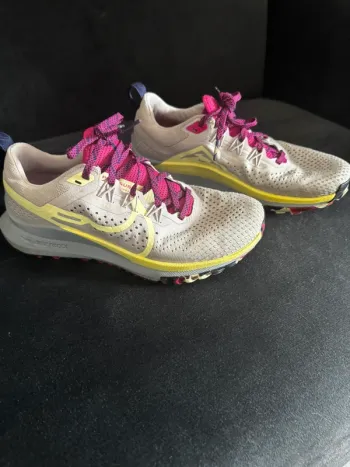 Brugt Nike Damen Sportschuhe bike — billede 2 af 8
