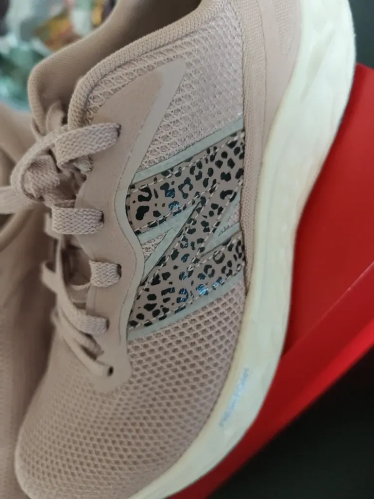 Used New Balance Sneaker bike — image 4 of 4