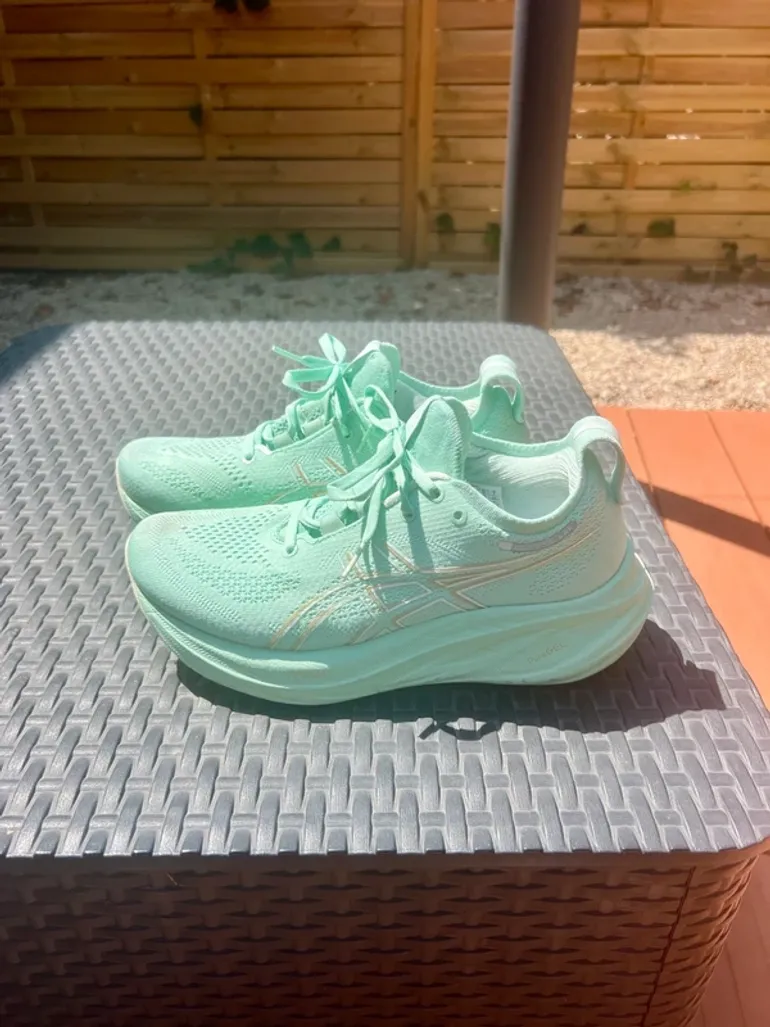 Używany Asics GEL-NIMBUS 26 bike — zdjęcie 2 z 3