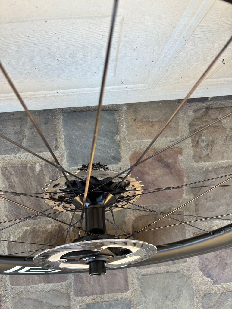 Used Roval CLX Wheelset bike — image 6 of 6