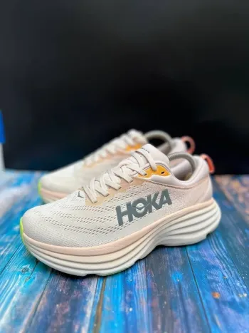 Hoka Bondi 8 Wide bike d'occasion — image 3 sur 9