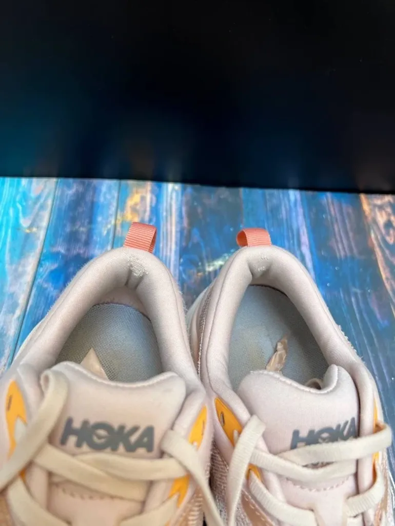Hoka Bondi 8 Wide bike d'occasion — image 7 sur 9