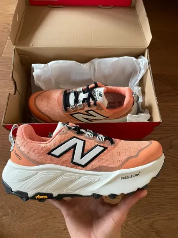 Used Scarpa Hierro V9 Running Shoes