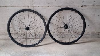 Used Bontrager Elite 35 Wheels Wheels