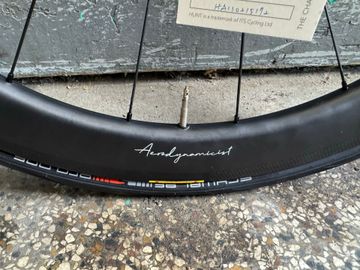 Brugt Hunt Wheels 52 Aerodynamicist Wheelset 2025 bike — billede 4 af 12