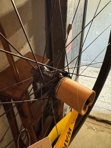 Brugt Hunt Wheels 52 Aerodynamicist Wheelset 2025 bike — billede 9 af 12
