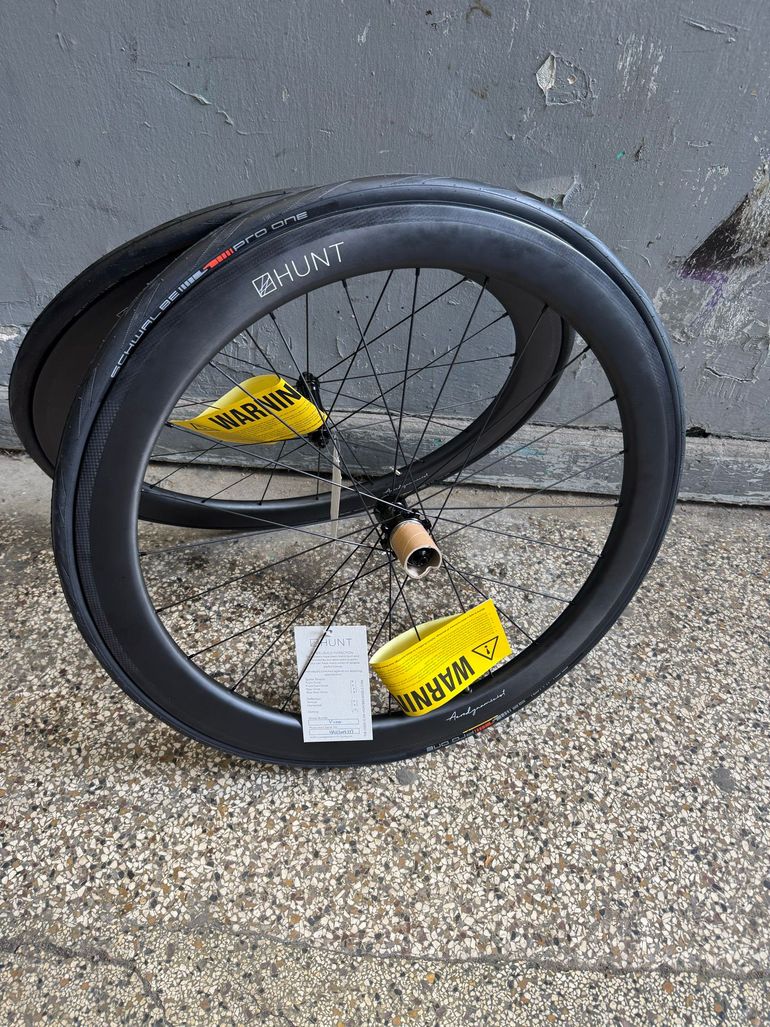 Brugt Hunt Wheels 52 Aerodynamicist Wheelset 2025 bike — billede 10 af 12