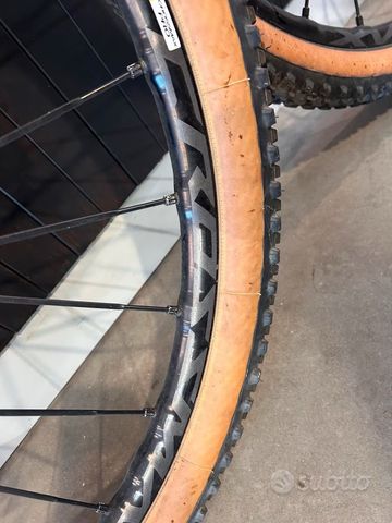 Used Mavic Crossmax Pro bike — image 3 of 10