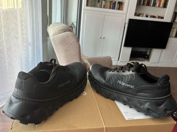 Käytetty NNormal Tomir 02 Running Shoes