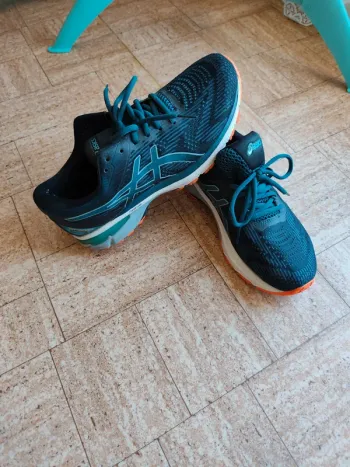 Gebrauchtes Asics Running Shoes Running Shoes