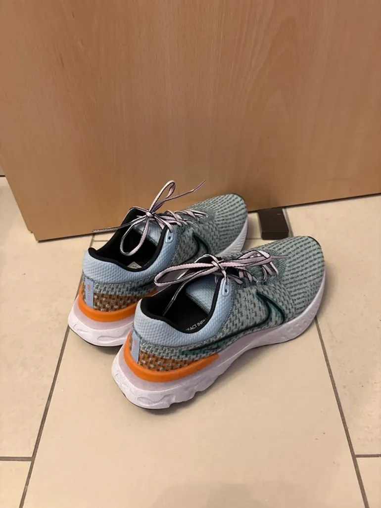 Used Ideal Nike React bike — image 3 of 3