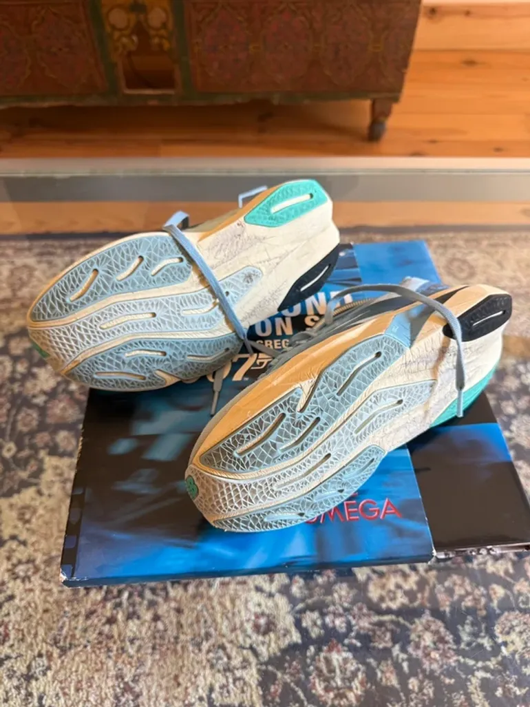Used New Balance Fuelcell Rebel Fantomfit bike — image 3 of 13