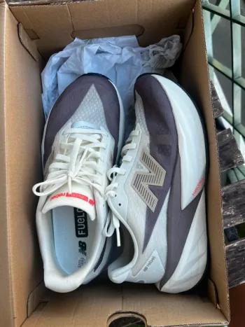 Used New Balance FuelCell Rebel V5 Running Shoes