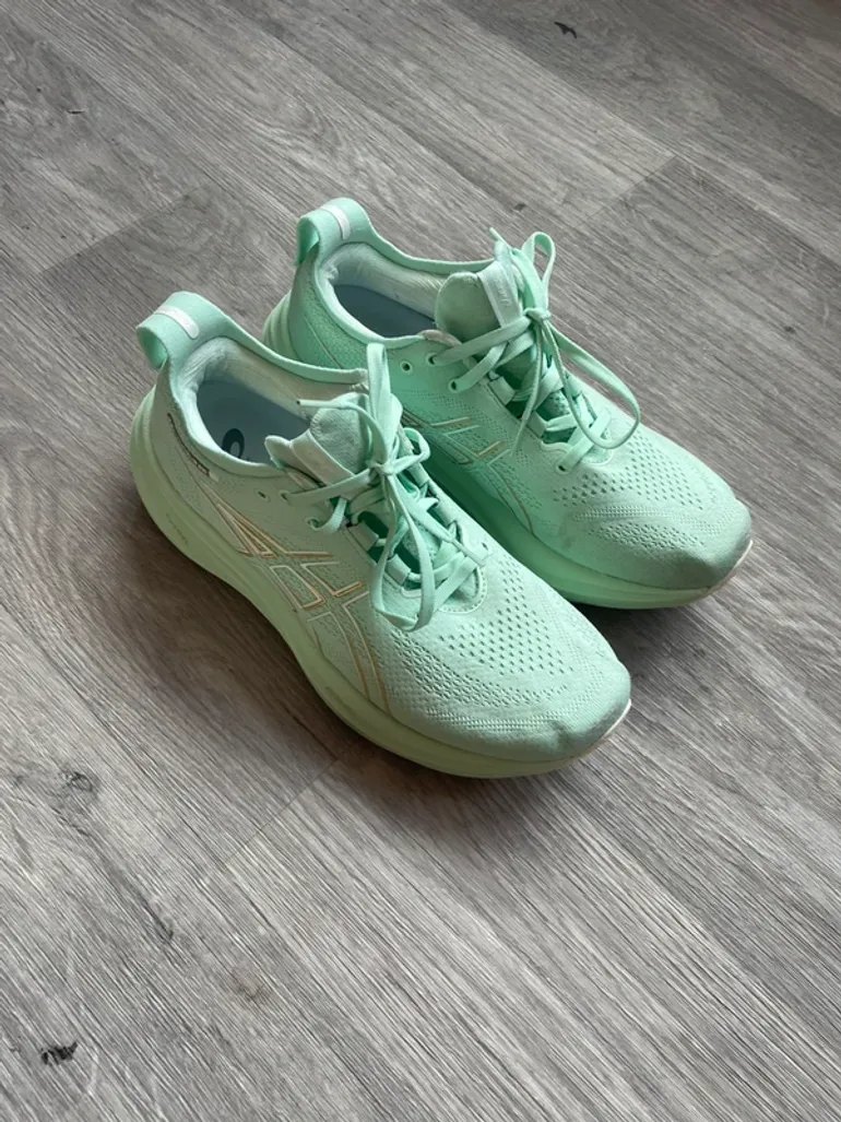 Gebrauchtes Asics Gel Nimbus 26 bike — Bild 2 von 6