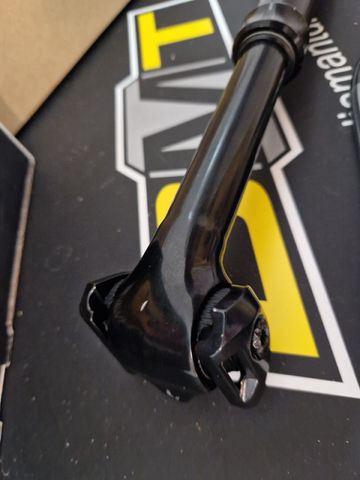 Used Tranzx JD-YSP16JL Dropper Post 2026 bike — image 8 of 16