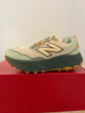 Used New Balance Fresh Foam X Hierro v9 bike — image 7 of 15