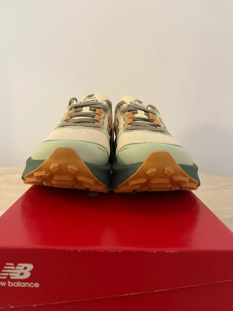 Used New Balance Fresh Foam X Hierro v9 bike — image 8 of 15