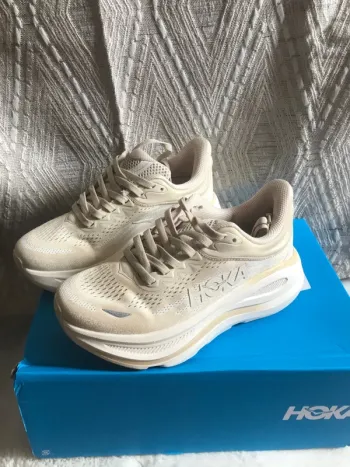 Used Hoka Scarpe Running Shoes