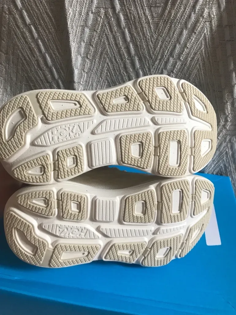 Used Hoka Scarpe bike — image 7 of 7