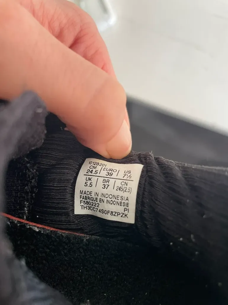Used Asics Gel Nimbus 24 bike — image 6 of 6