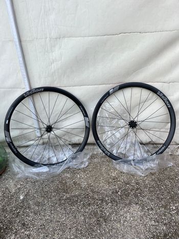 Vision Team 35 Disc Tlr 2025 bike usato — immagine 4 di 8